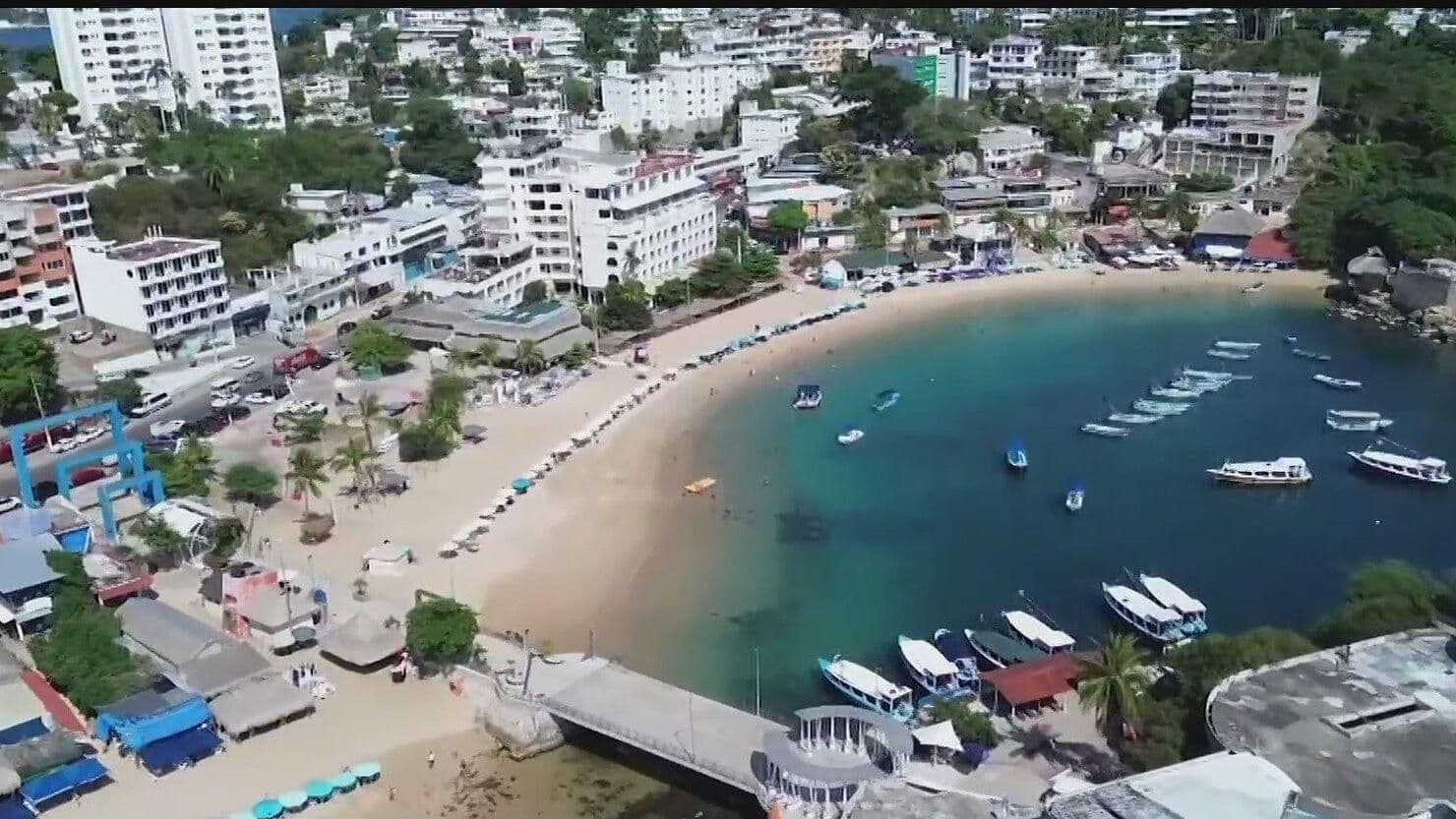 Playas de Caleta y Caletilla, Historia y Gastronomía que Enamoran en Acapulco