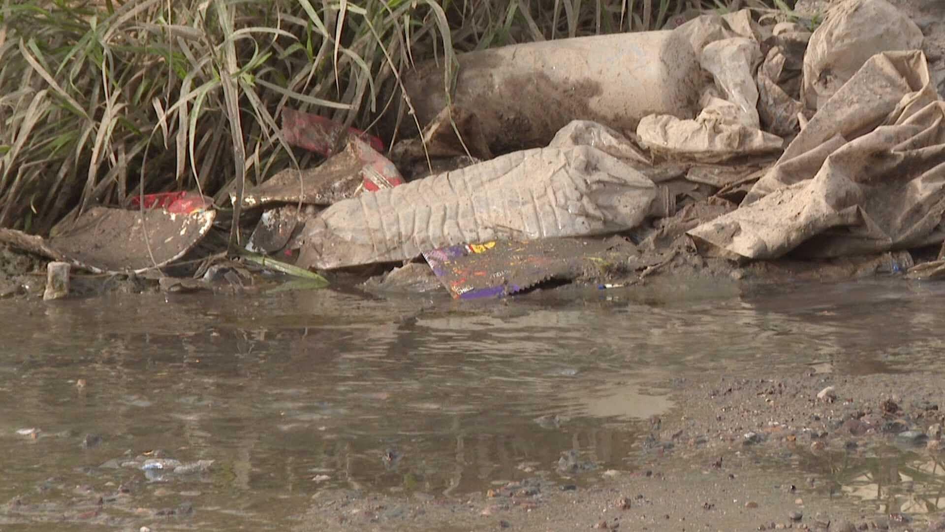 Vecinos Denuncian Colapso de Drenaje en Colonia Pueblitos de Hermosillo