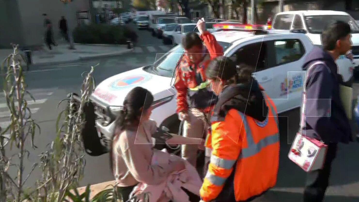 Auto Choca contra Camellón en Río de la Loza, CDMX