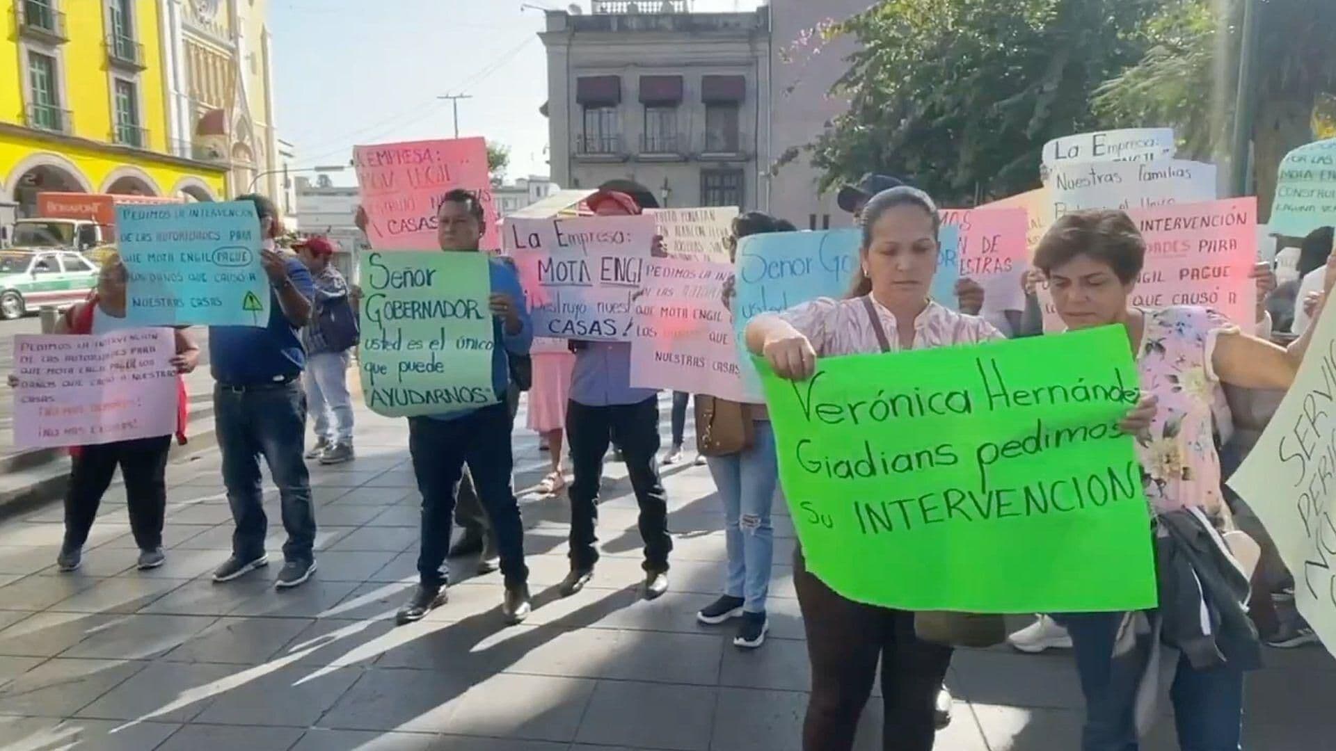 Son 120 Familias de Alto Lucero Afectadas por Construcción de Carretera