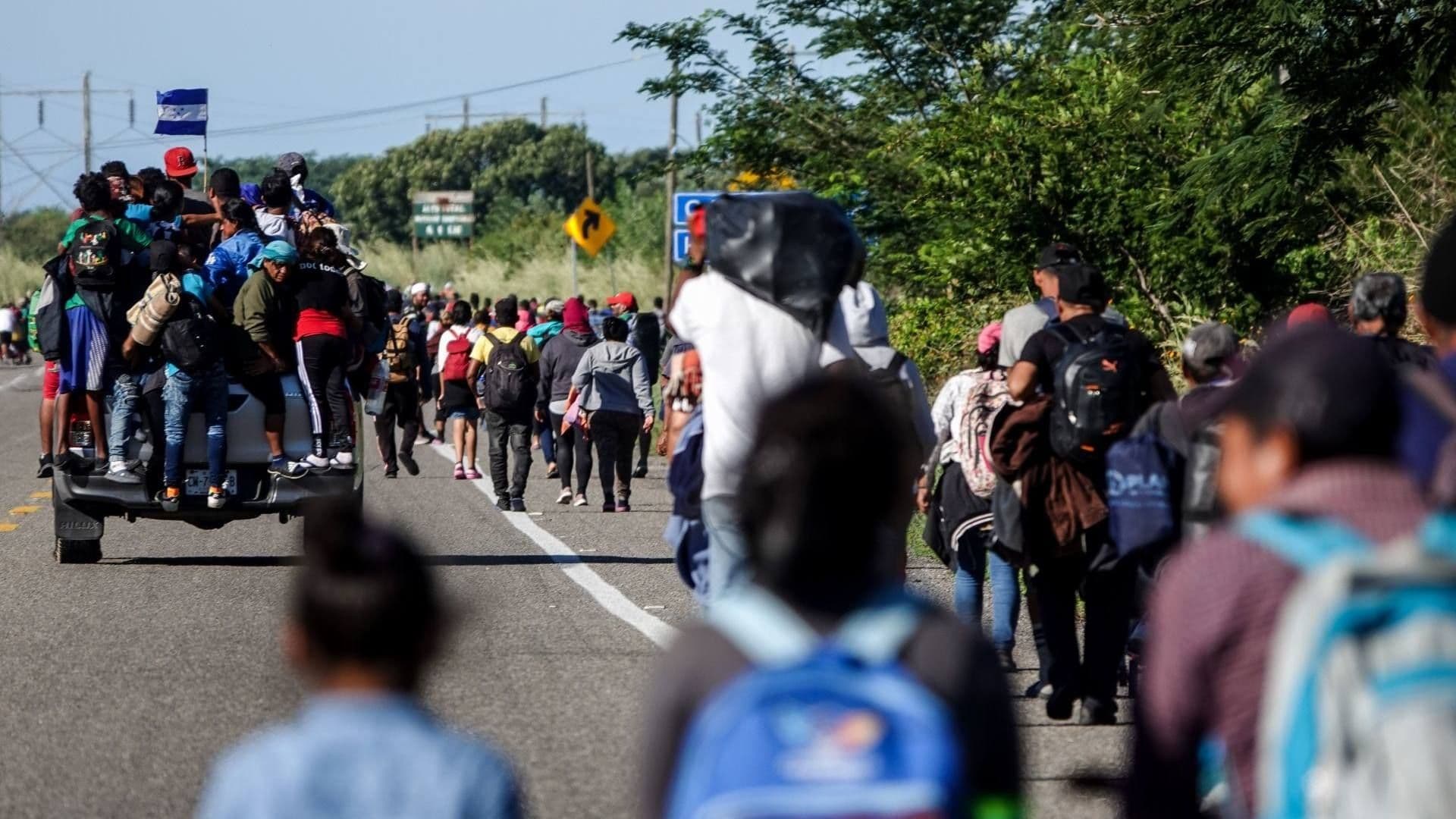 Caravana Migrante Sale de Arriaga, Chiapas, Rumbo a Oaxaca