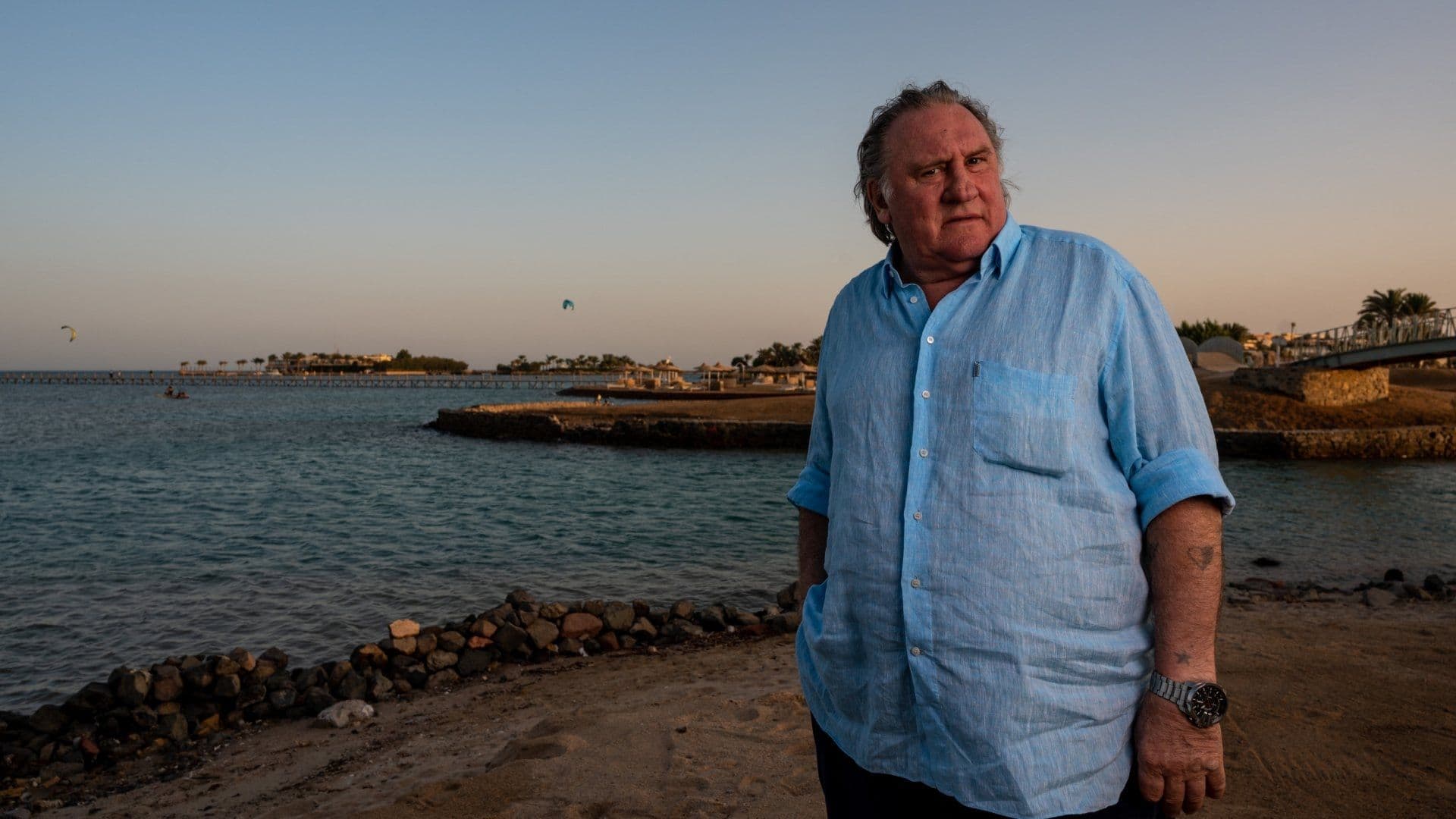 Actriz Hélène Darras Denuncia a Gérard Depardieu por Agresión Sexual