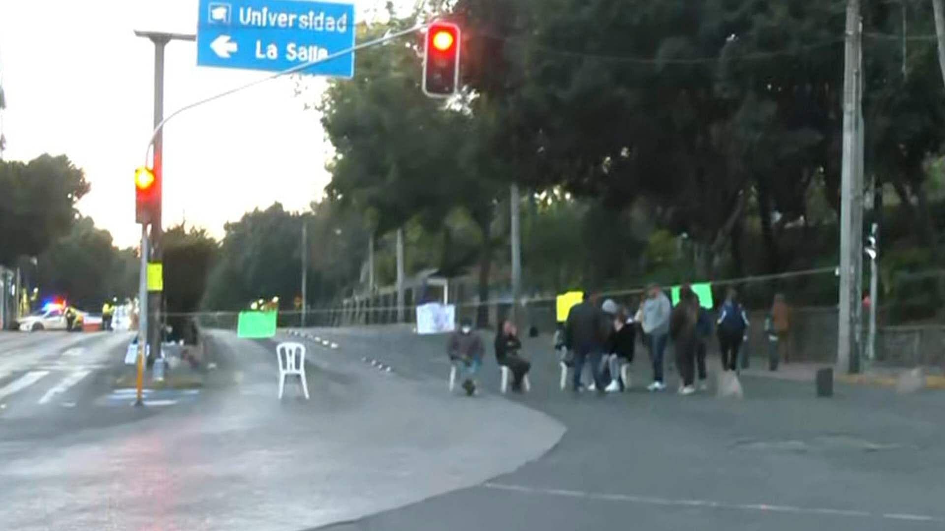 Van 19 Horas de Bloqueo en Parque Lira: ¿Por Qué Hay Una Protesta?