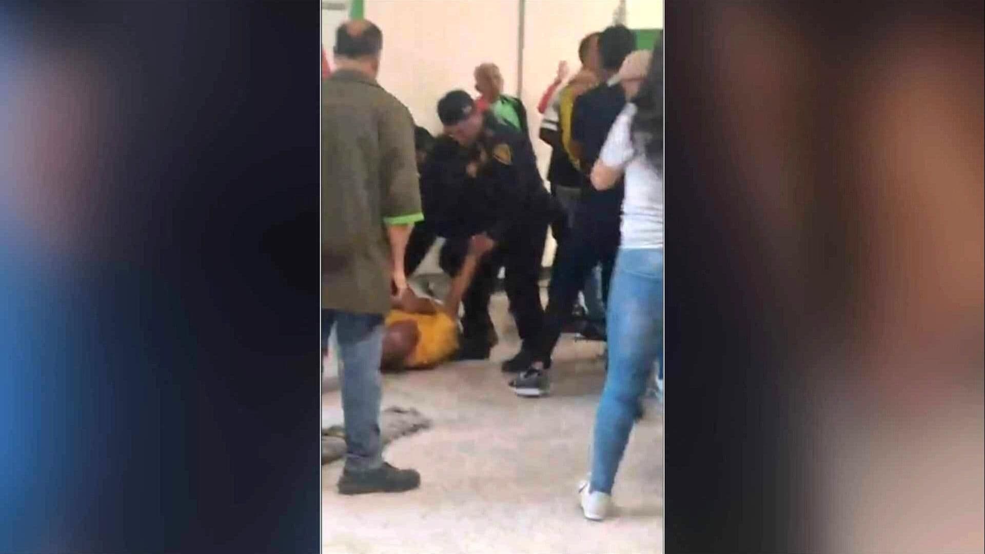 VIDEO: Presuntos Delincuentes Desatan Riña con Policías en Tienda de Autoservicio de la Anáhuac