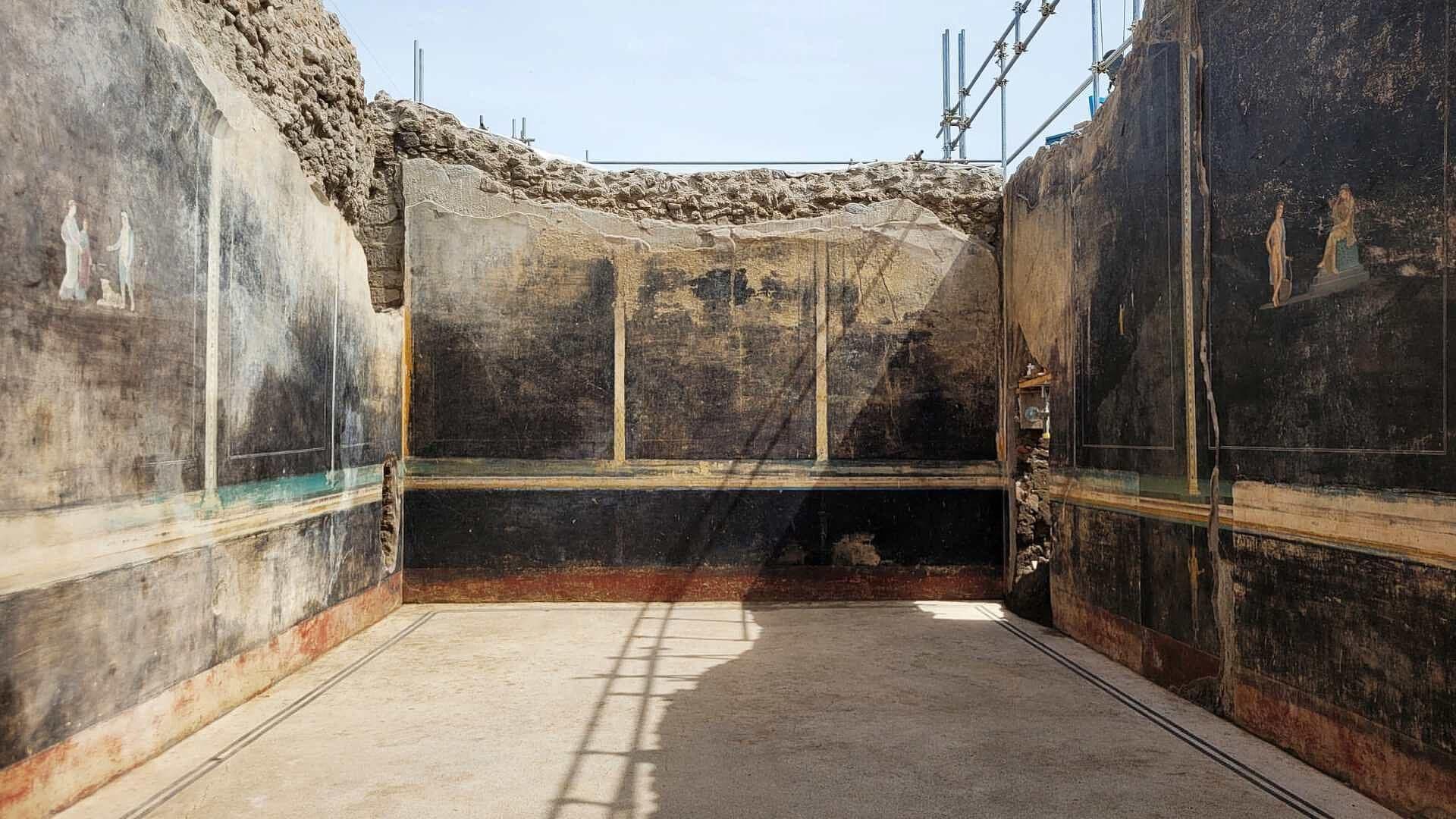 Descubren Elegante Salón de Banquetes en Pompeya Con Frescos de la Guerra de Troya