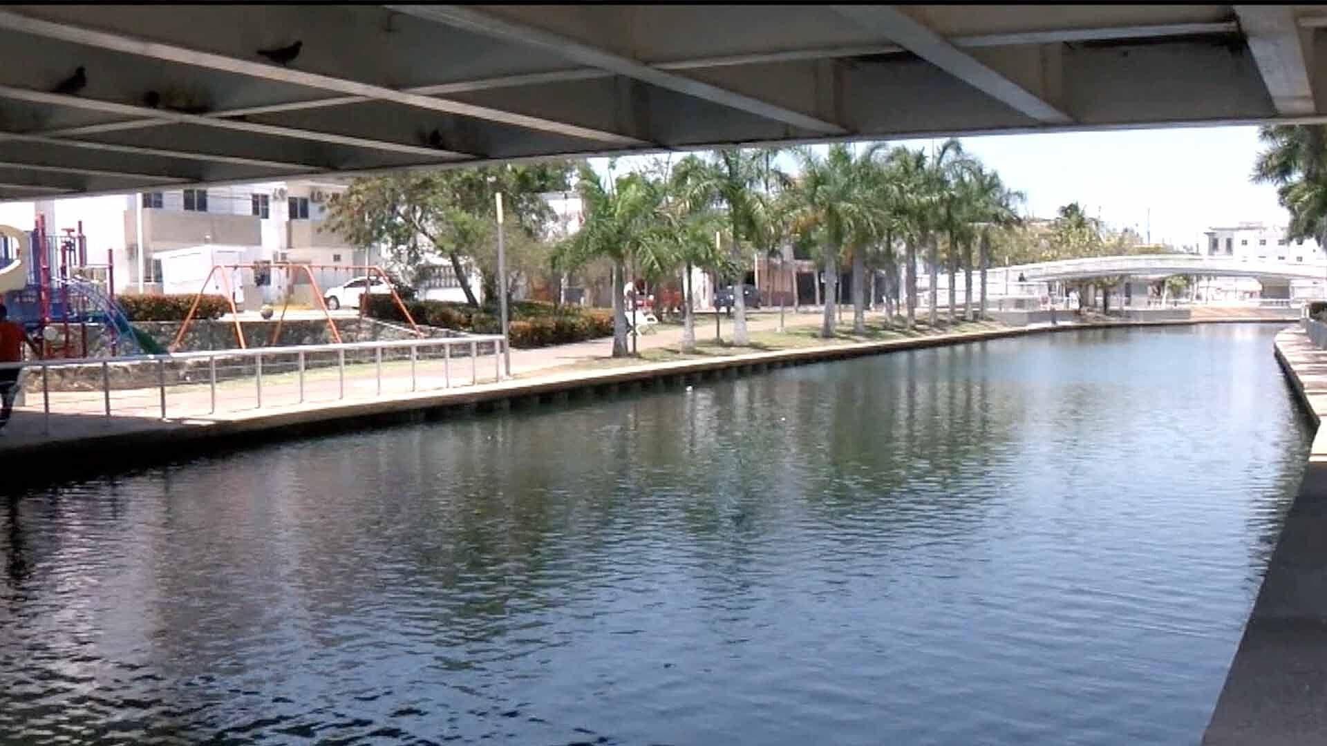 Policías Buscan Evitar el Parkour en Canal de la Cortadura de Tampico