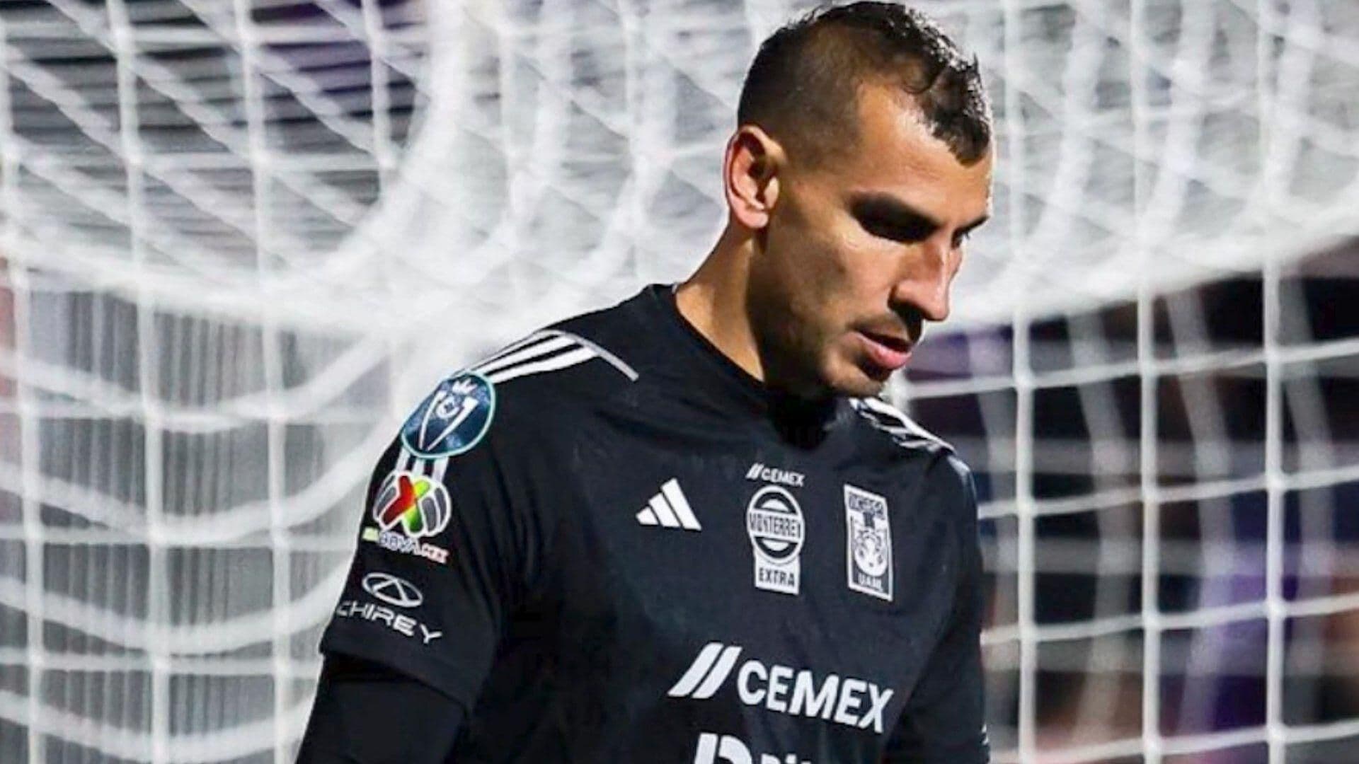 Multan a Nahuel Guzmán Portero de Tigres; Entérate Cual es su Sanción