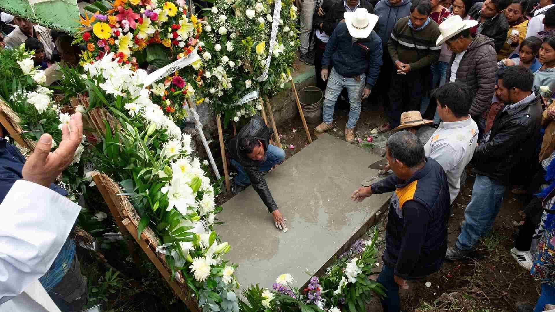Miles Despiden al Padre Marcelo Pérez; Detienen a Presunto Autor Material del Asesinato