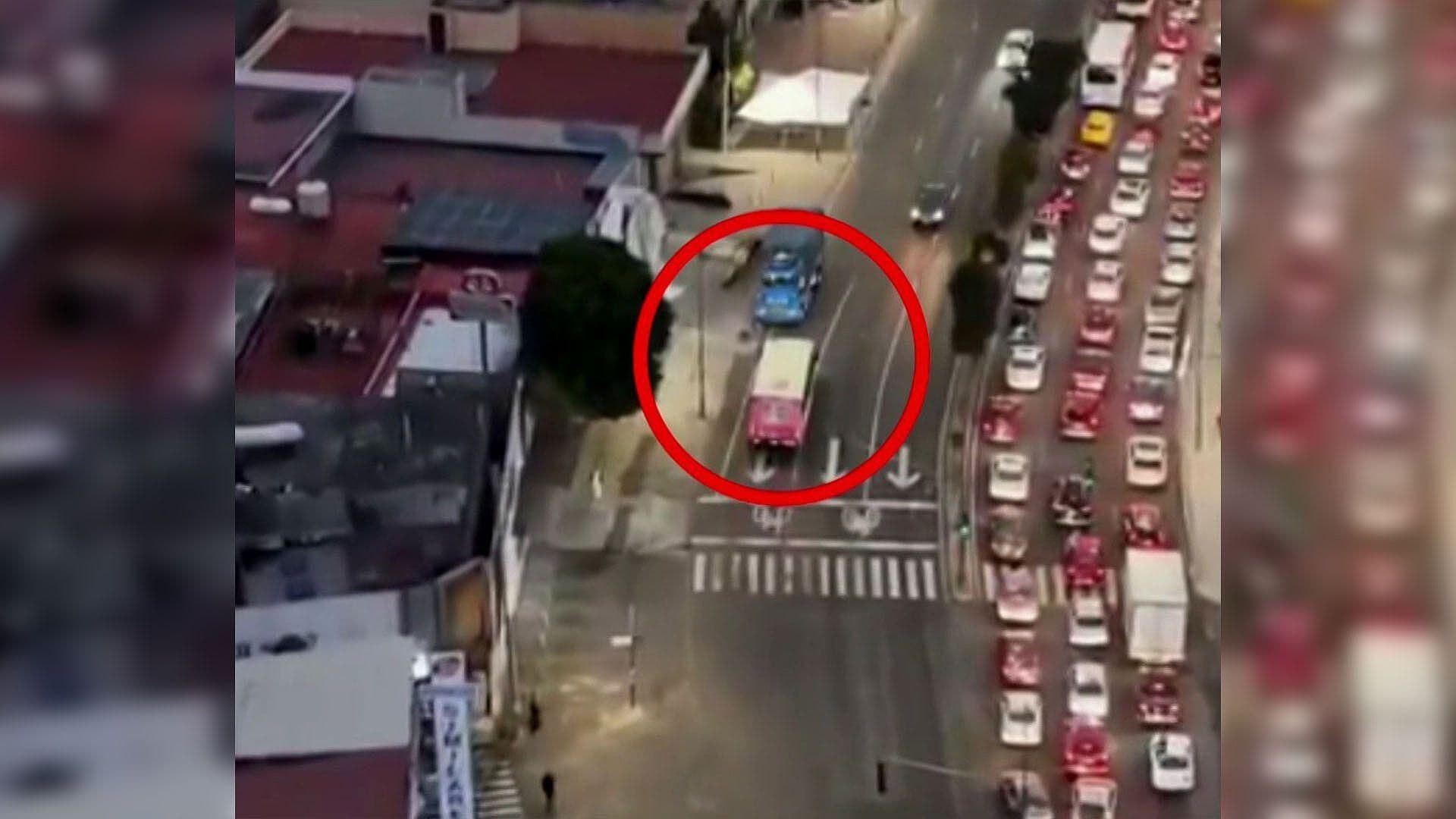 VIDEO: Captan a Transporte Público Circulando en Sentido Contrario en la Picacho-Ajusco