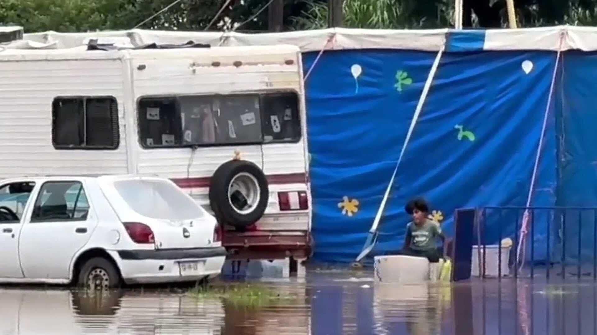 Al Menos 400 Familias Pierden Todo por Lluvias y Derrumbes en Soledad Atzompa, Veracruz