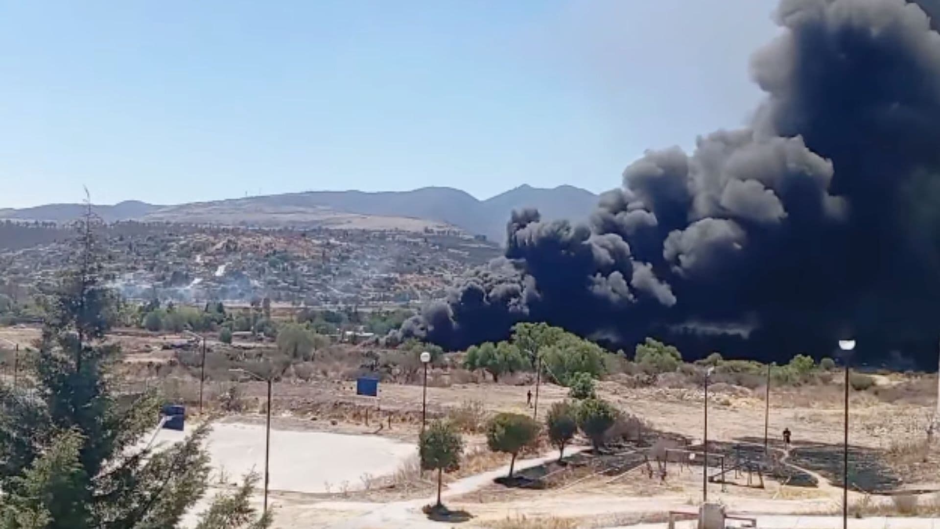Fuerte Incendio Genera Columnas de Humo en San Miguel, Huehuetoca