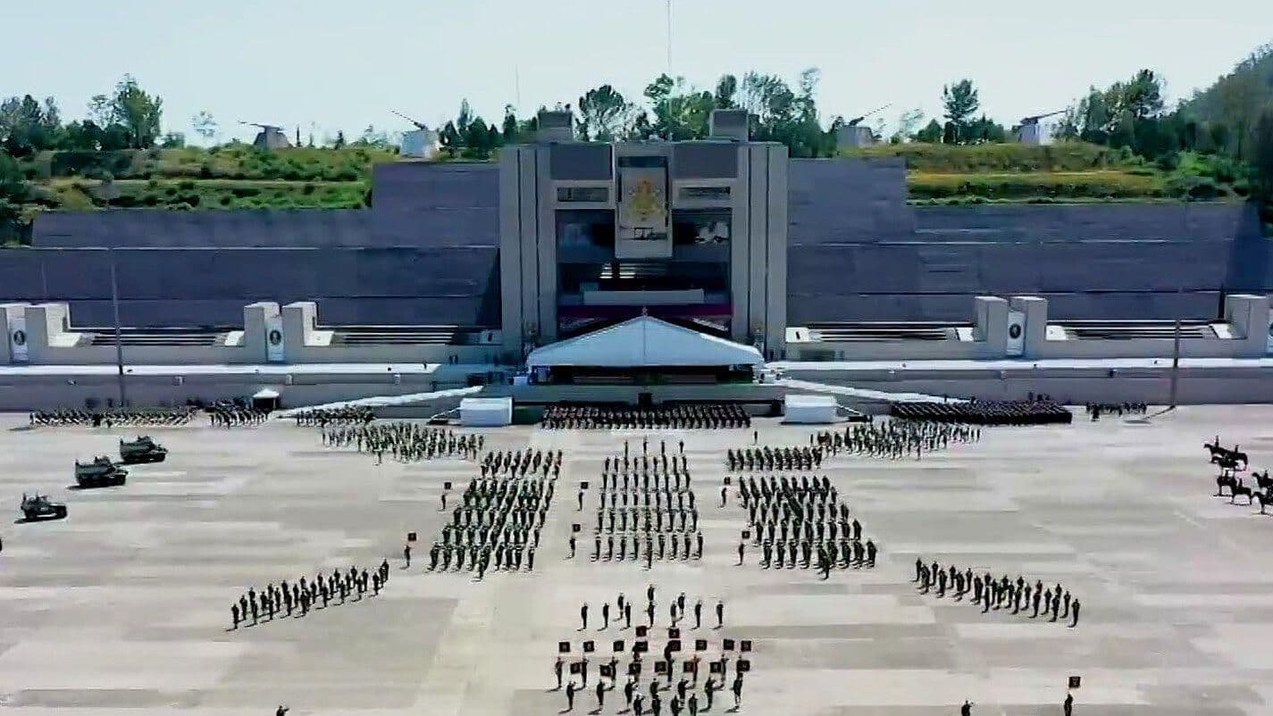 Indígenas Triquis Cursan Licenciatura en el Heroico Colegio Militar