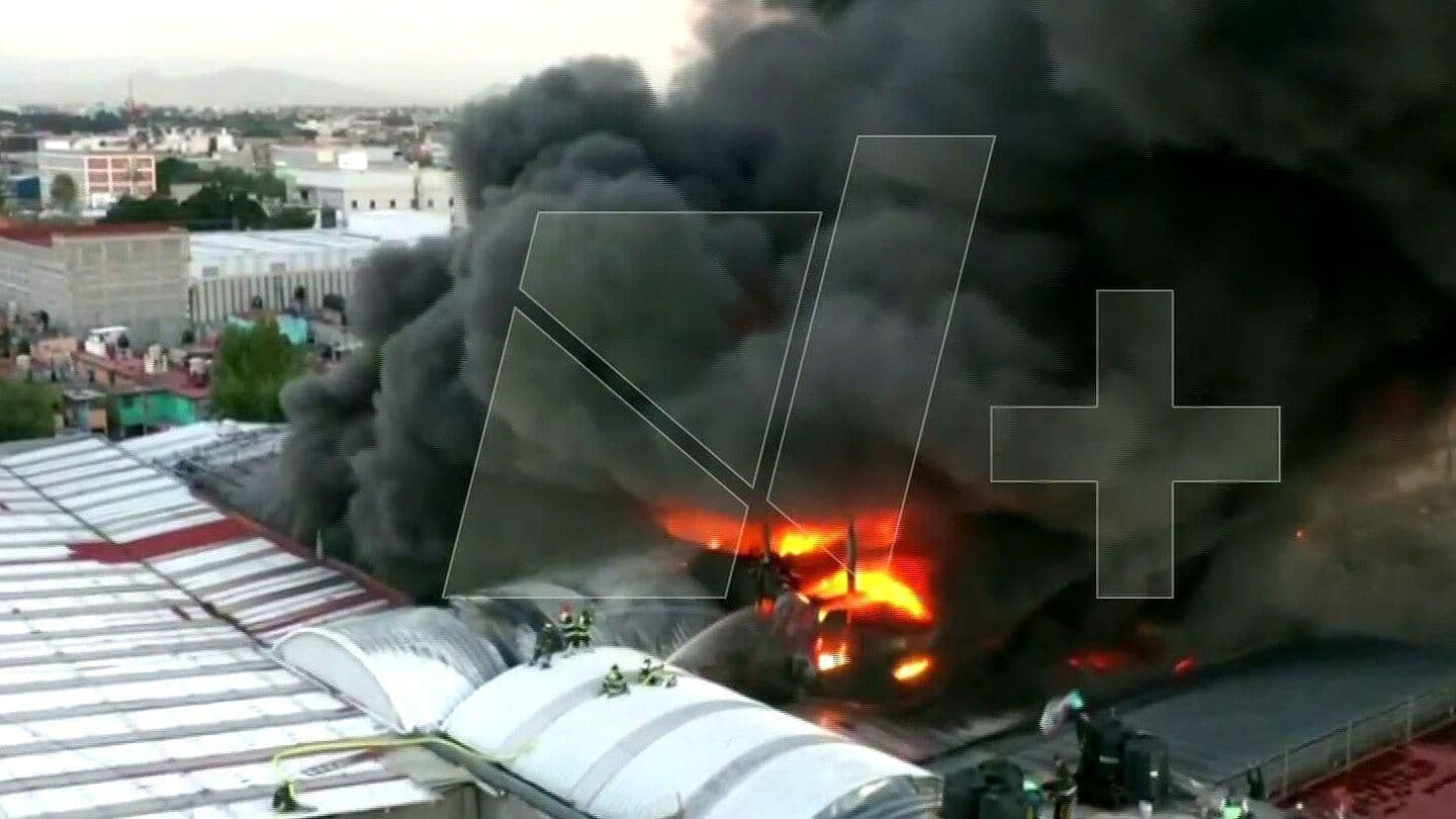 Daños del Incendio en Plaza Oasis Podrían Alcanzar 200 Millones de Pesos