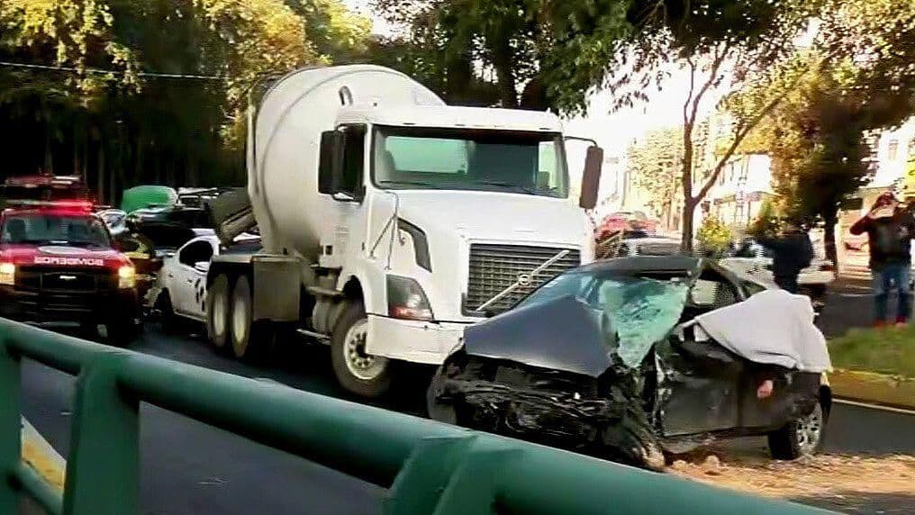 Accidente Hoy Toluca: Choque Múltiple en Paseo Tollocan, Deja Un Muerto
