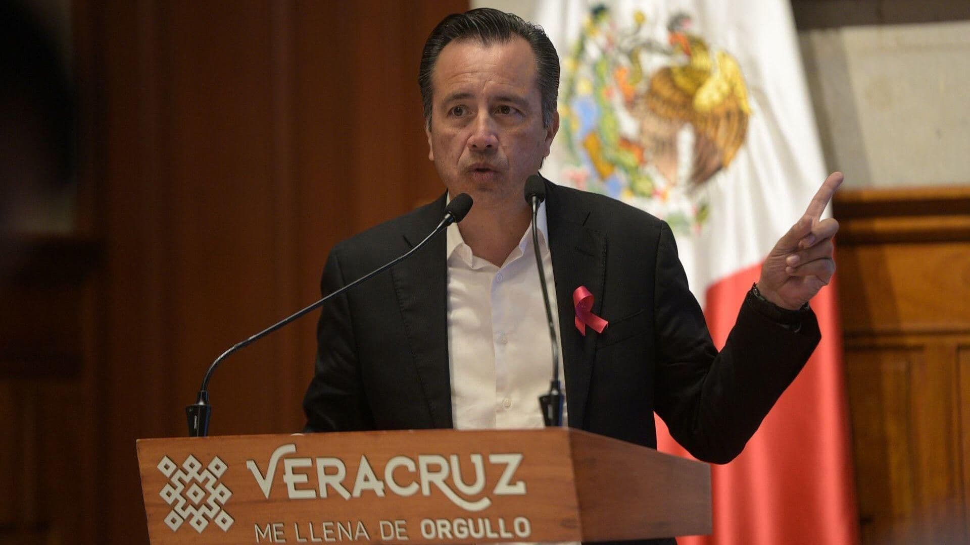 Malestares de Alumnos en Álamo Temapache fue un Caso de Psicosis en Masa: Gobernador