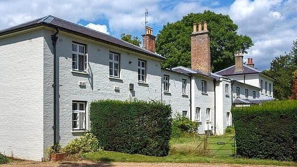 Carlos III Quita a Meghan y Harry su Residencia en Windsor