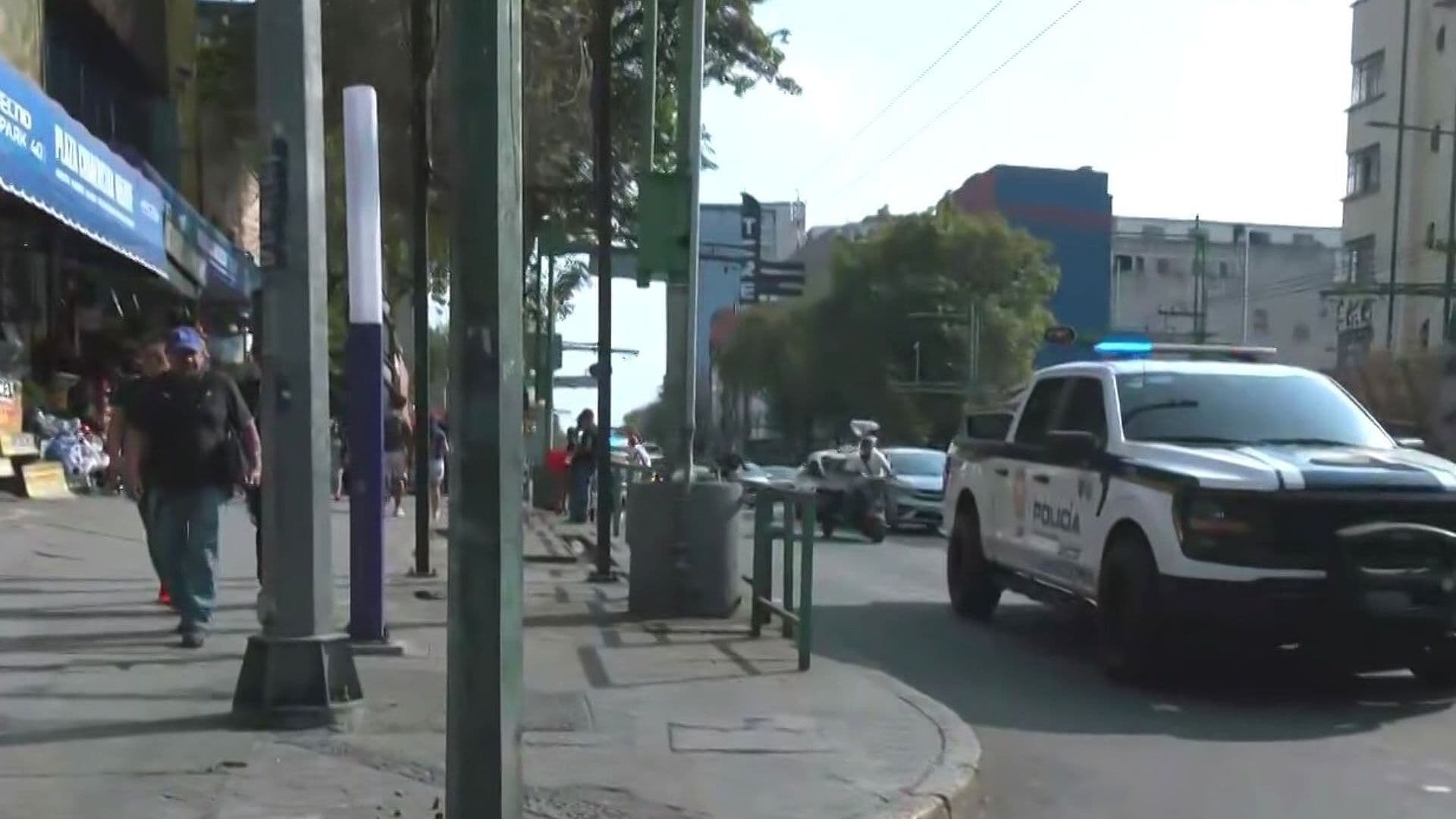 Detienen a 3 Ladrones por Asalto a Transeunte en Izazaga en Centro de CDMX; Así los Atraparon
