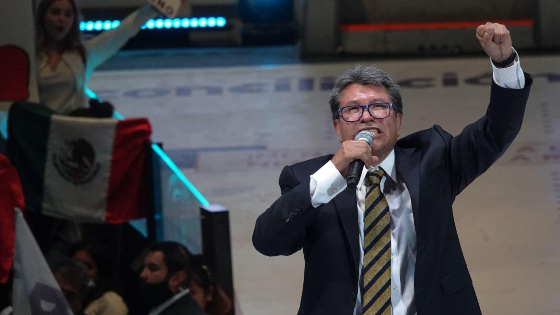 Monreal Presenta Plan de Reconciliación en la Arena México