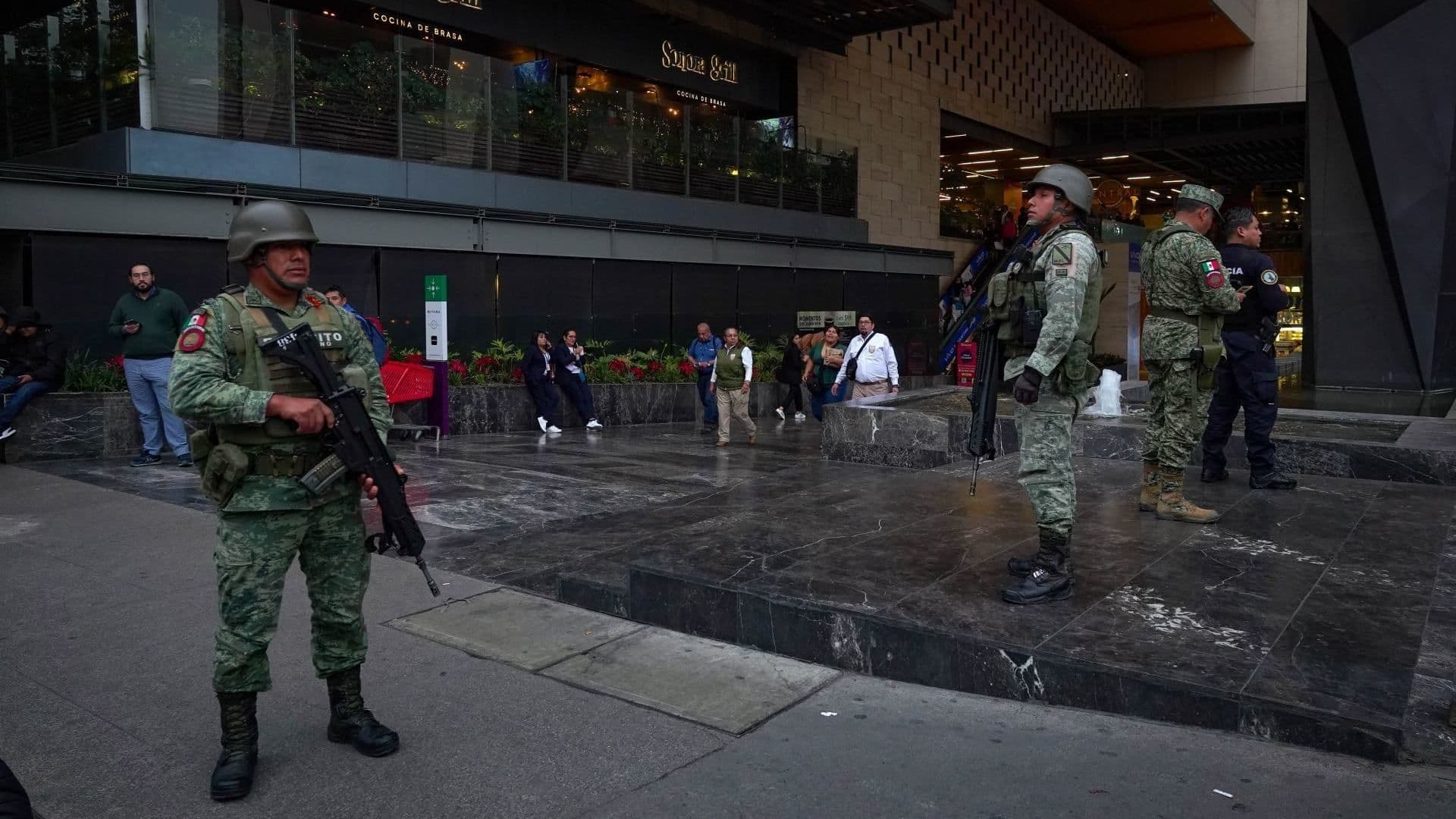 Harfuch Confirma Identidad del Hombre Asesinado en Balacera en Plaza Miyana