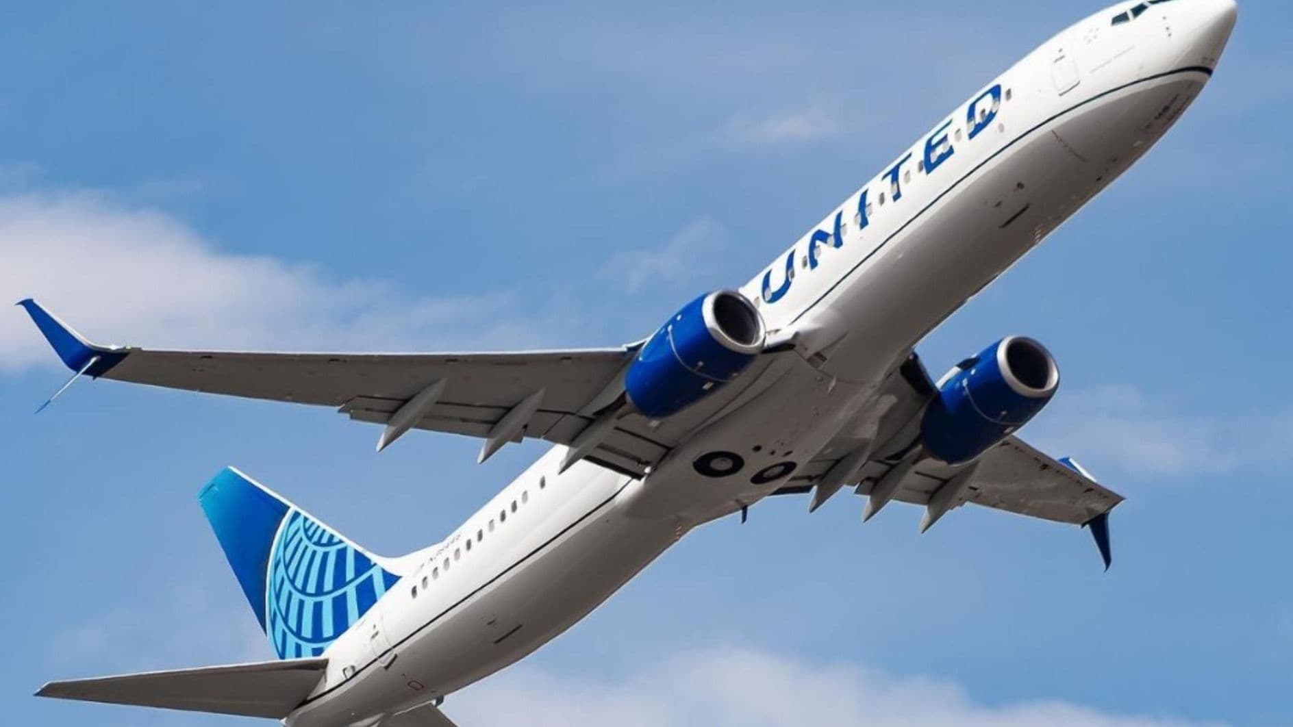 ¿Qué Pasó con United Airlines? Hallan Cadáver en Rueda de Avión que Volaba de Chicago a Maui