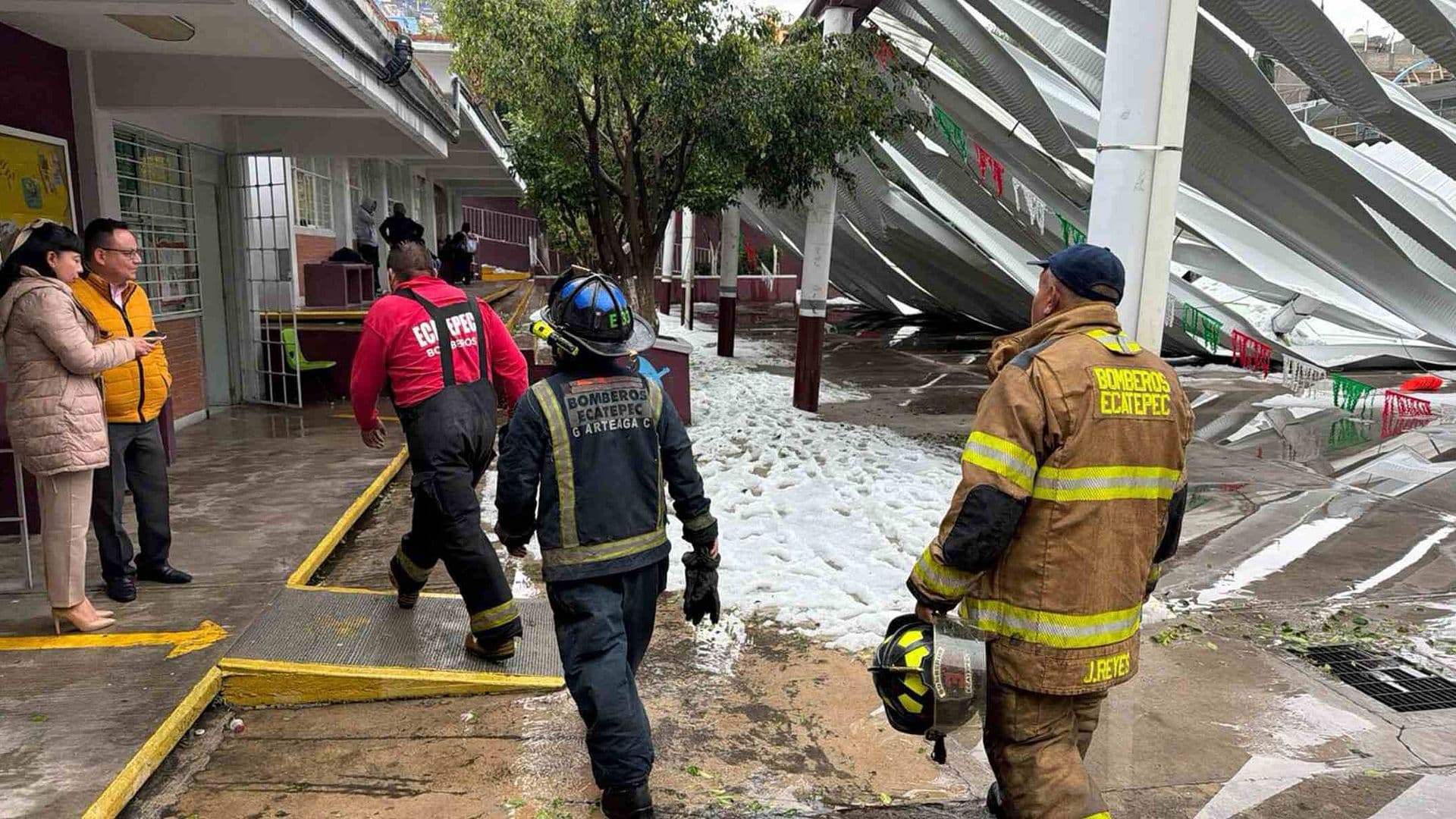 Colapsa Techo de Primaria en Tulpetlac por Lluvia y Granizo; Evacuan a Alumnos en Ecatepec