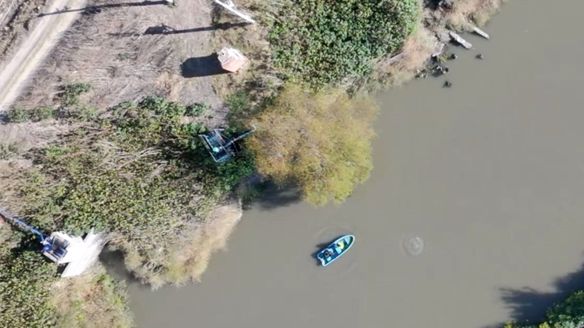 Encuentran el Cuerpo del Hombre que Cayó al Río Lerma en Abasolo Junto a sus Hijos en Guanajuato
