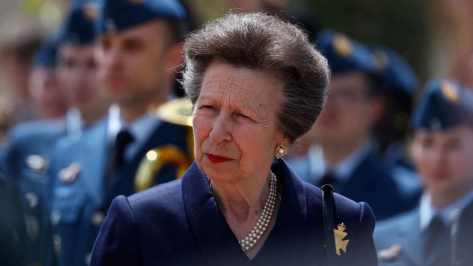 Princesa Ana Sufrió Accidente: Palacio de Buckingham Explica Causas de Heridas en la Cabeza
