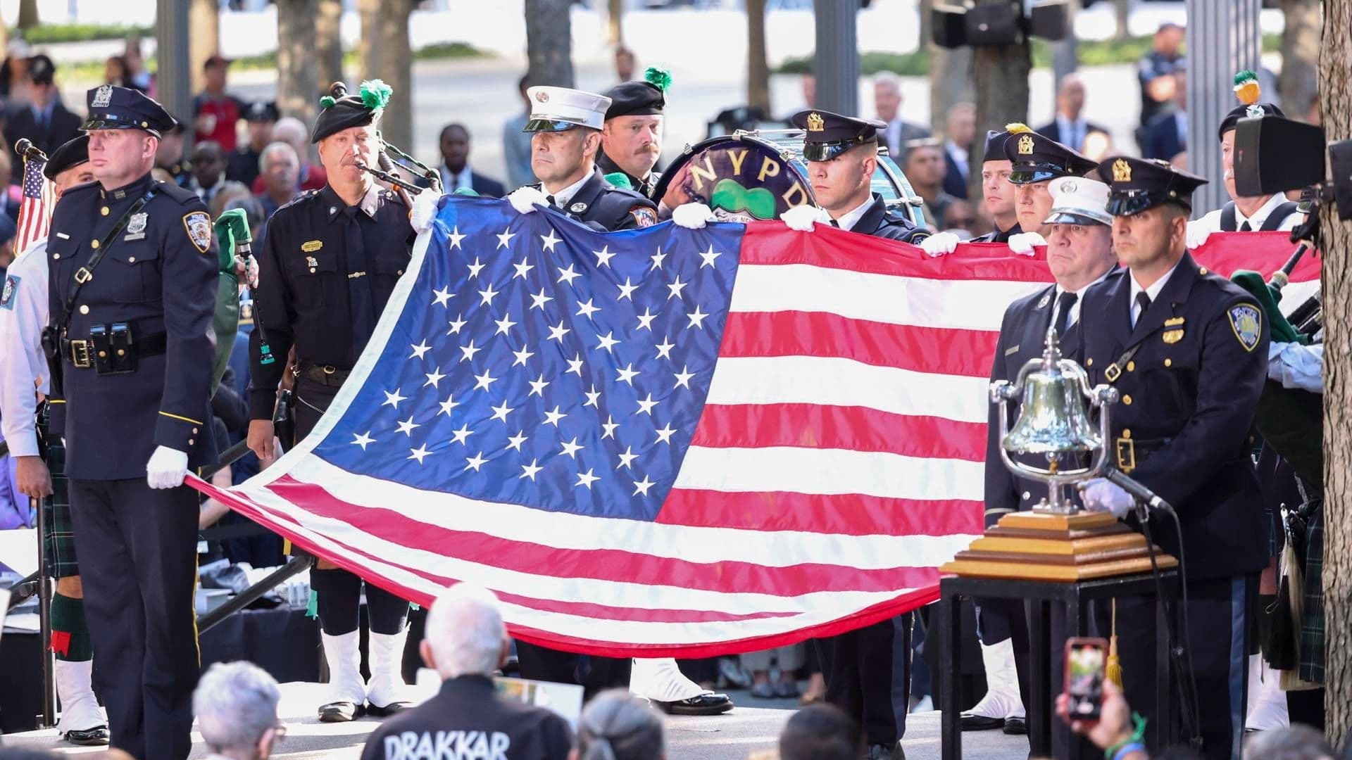 Biden, Harris y Trump Conmemoran 23 Años de Ataques Terroristas del 9/11 contra Torres Gemelas