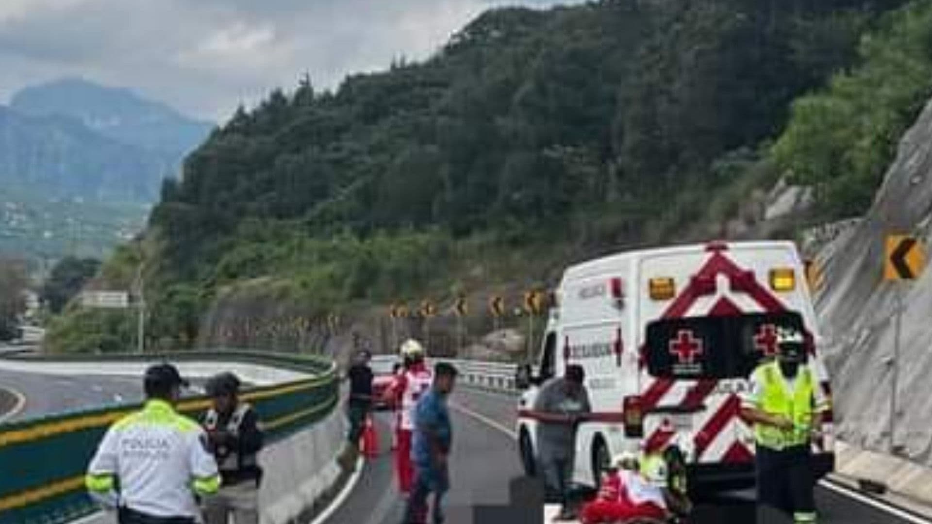 Policía en Motocicleta Muere Decapitado Tras Derrapar en Carretera La Pera, Morelos