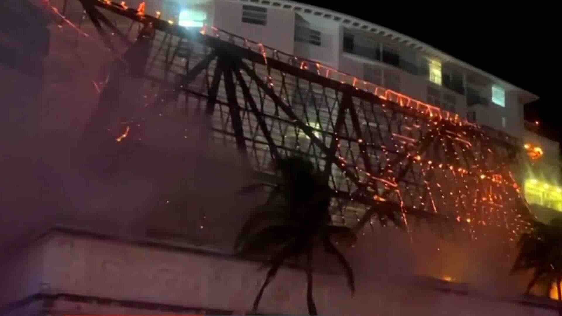 Incendio en Palapa Provoca Alarma en Zona Hotelera de Cancún en Quintana Roo
