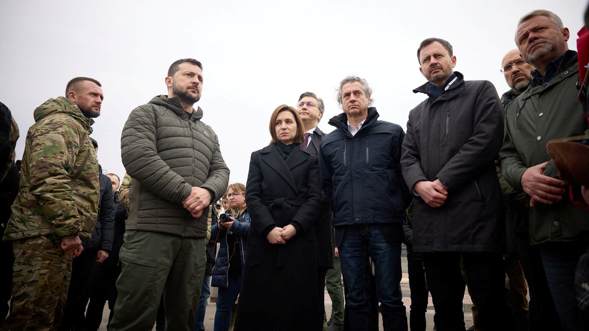 A Un Año de Masacre en Bucha, Zelenski Recuerda a Víctimas