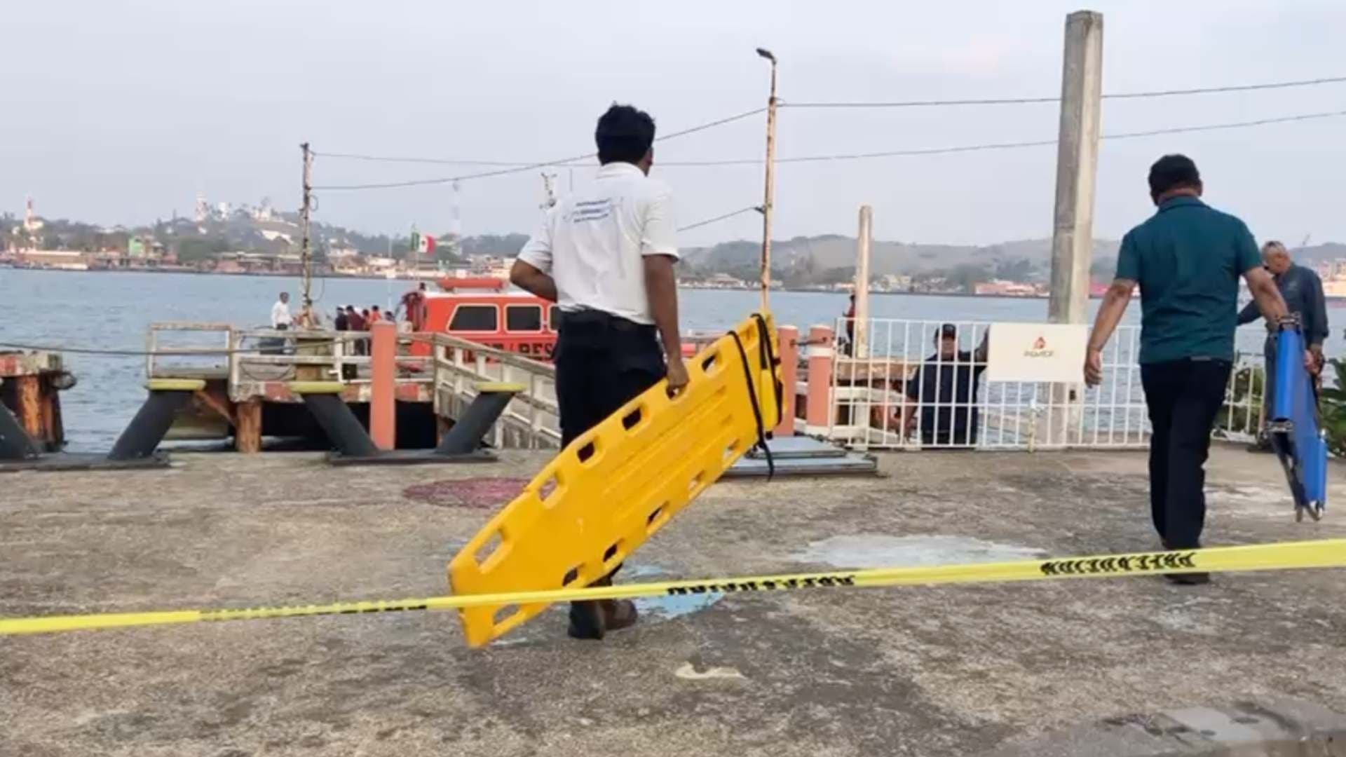 Estudiante Muere Ahogada en Playa de Coatzacoalcos; Tres Personas Más Fueron Rescatadas