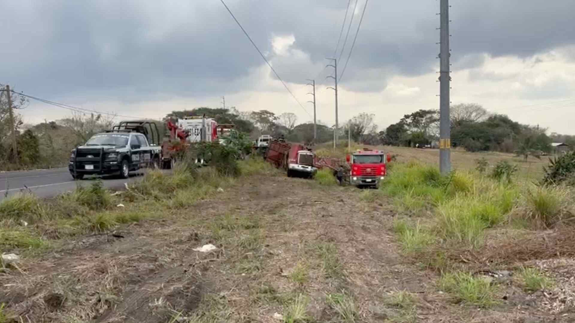 Identifican a Víctimas de Accidente Carretero de Cotaxtla, Veracruz