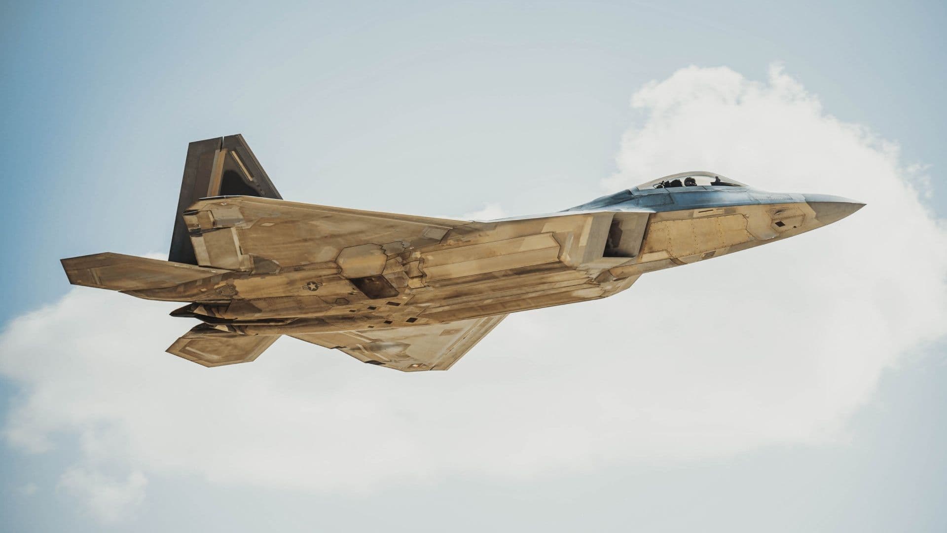 España Cierra Espacio Aéreo a Aviones de Estados Unidos que Participan en Guerra Contra Irán