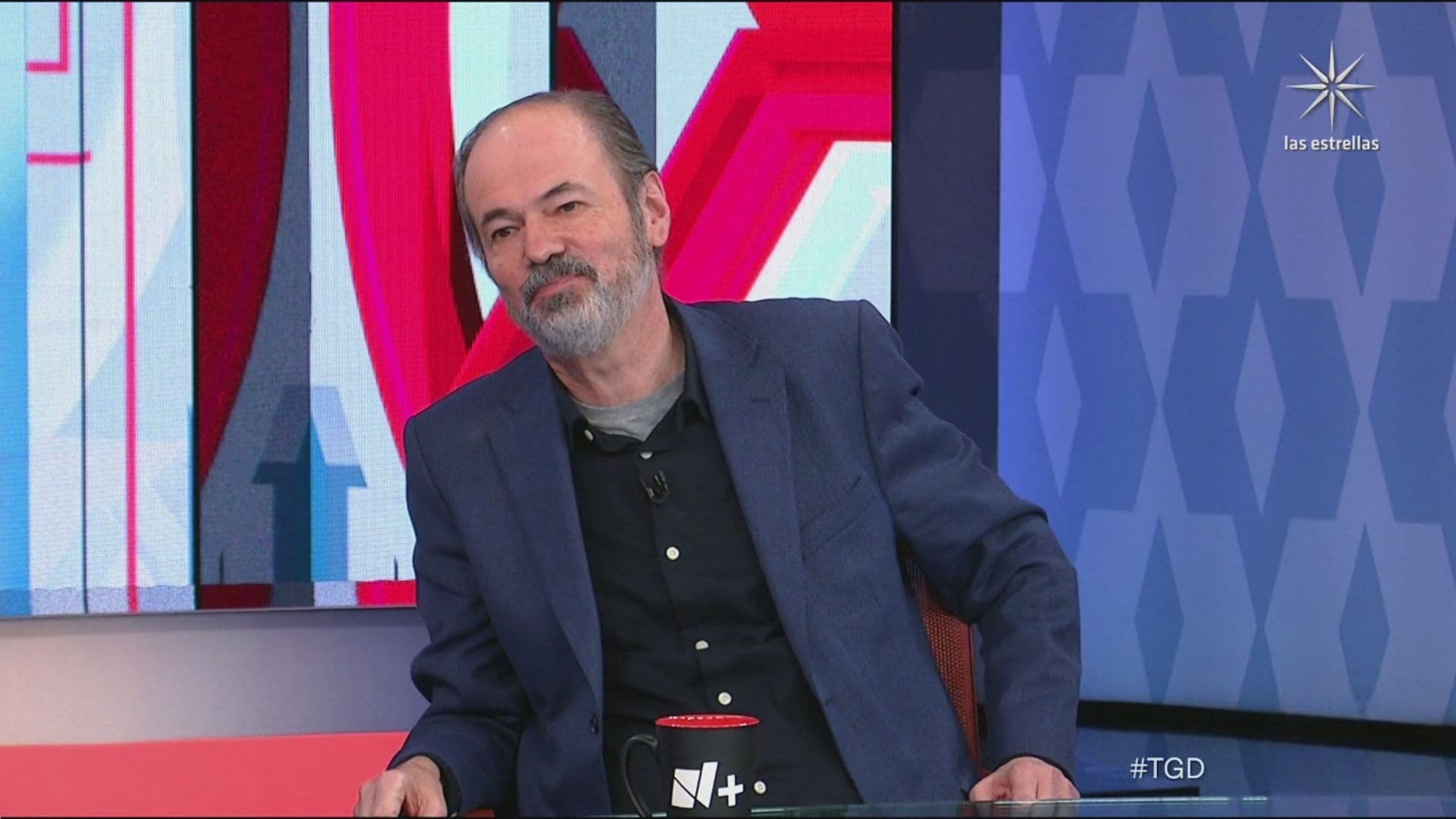 Juan Villoro Habla de Su Nuevo Libro "Los Héroes Numerados": "No Me He Dado de Baja como Aficionado"