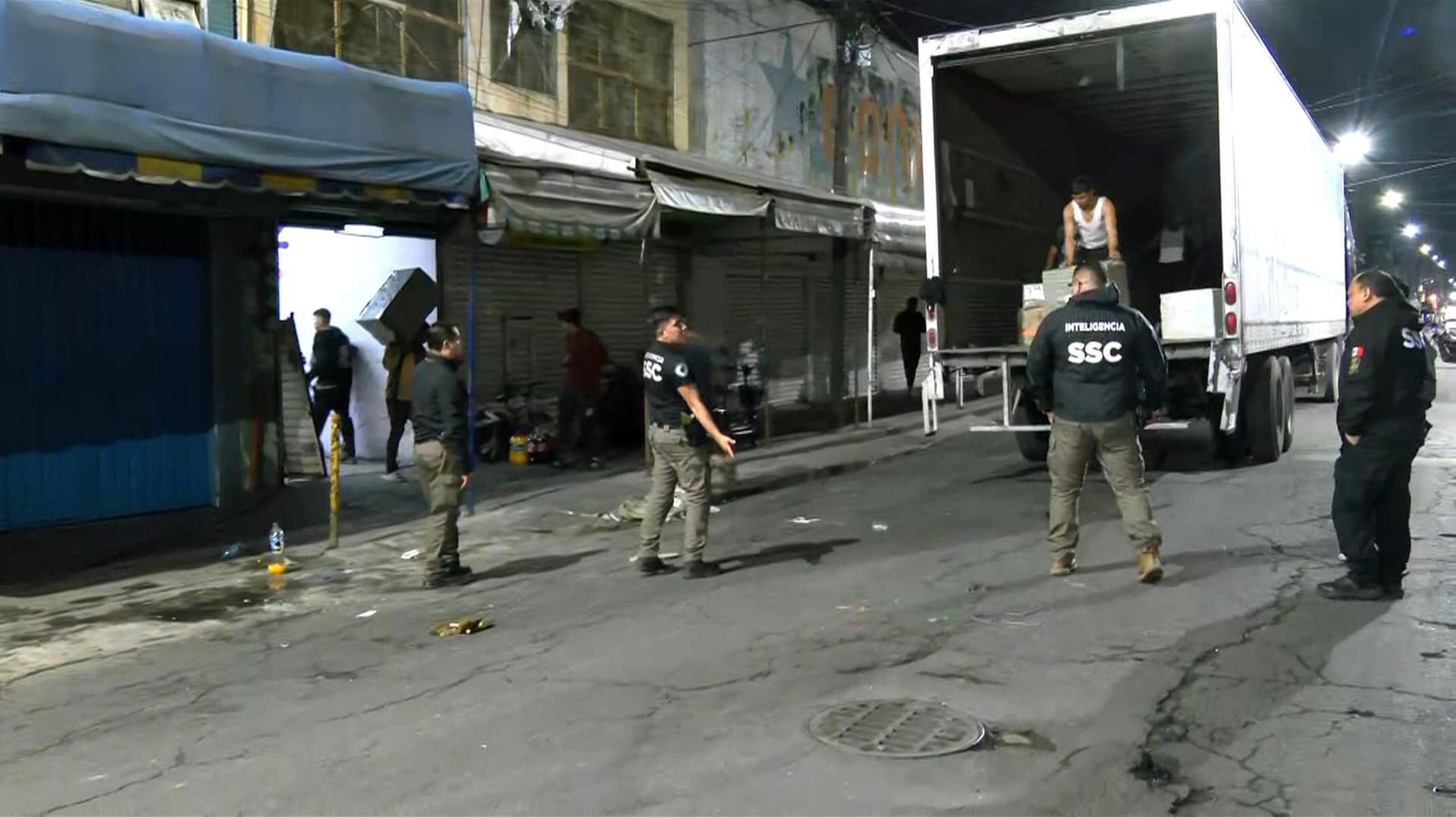 Mega Decomiso en la Colonia Centro de CDMX: Incautan Toneladas de Cosméticos Ilegales
