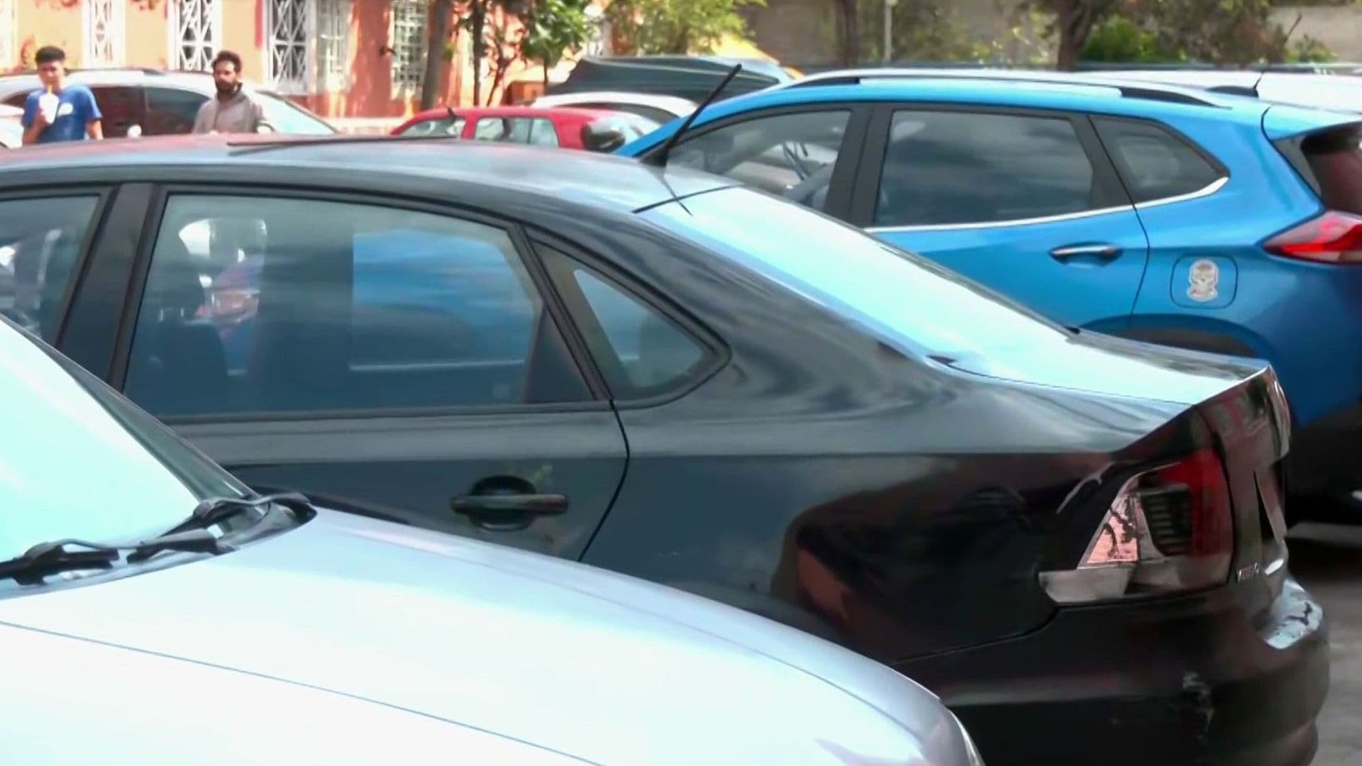 Hallan un Hombre Muerto al Interior de un Coche en la Gustavo A. Madero