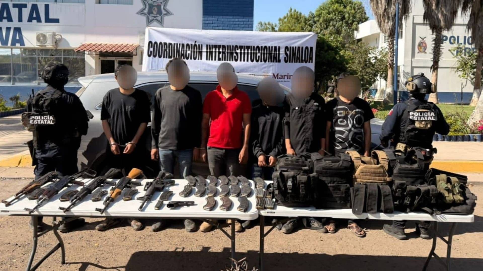 Detienen a Seis Sujetos Armados y con Equipo Táctico en Navolato, Sinaloa