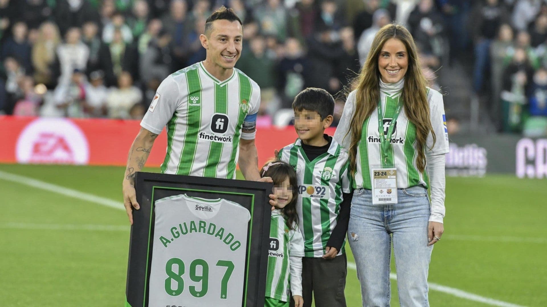 Video | Real Betis Despide a Andrés Guardado con 'Cielito Lindo' Adaptado