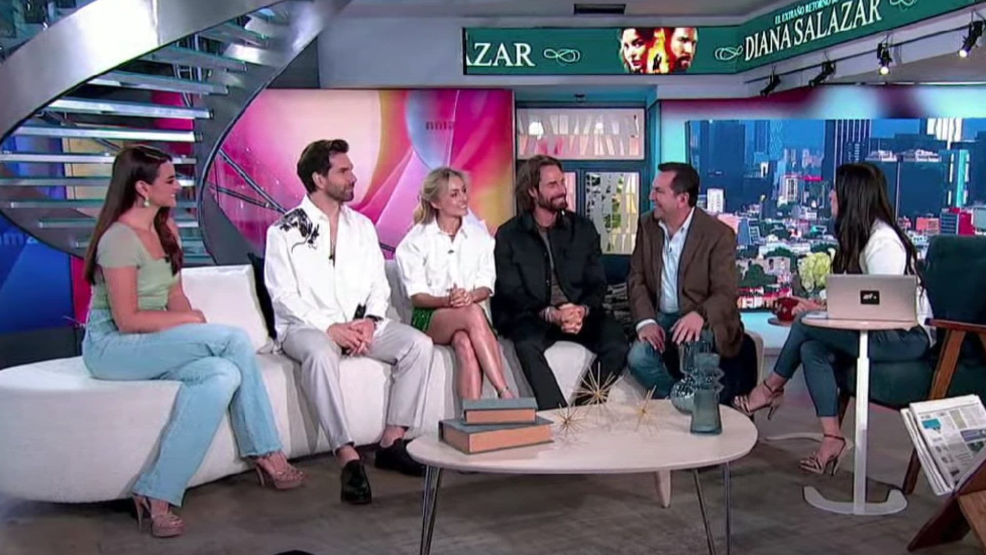 Ciencia y Sobrenatural Dialogan en ‘El Extraño Retorno de Diana Salazar’: Angelique Boyer en N+