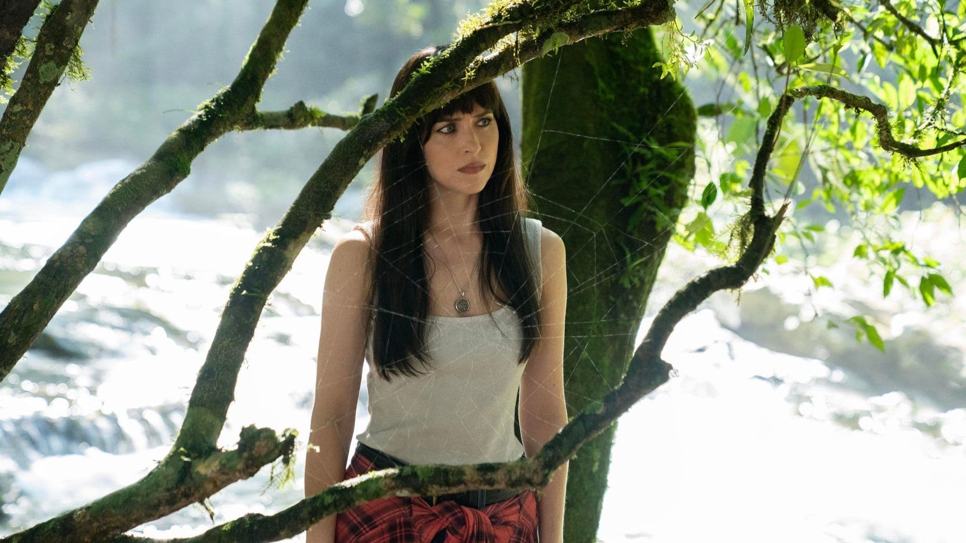 Dakota Johnson Entra al Universo Marvel Interpretando una Heroína Distinta en 'Madame Web’
