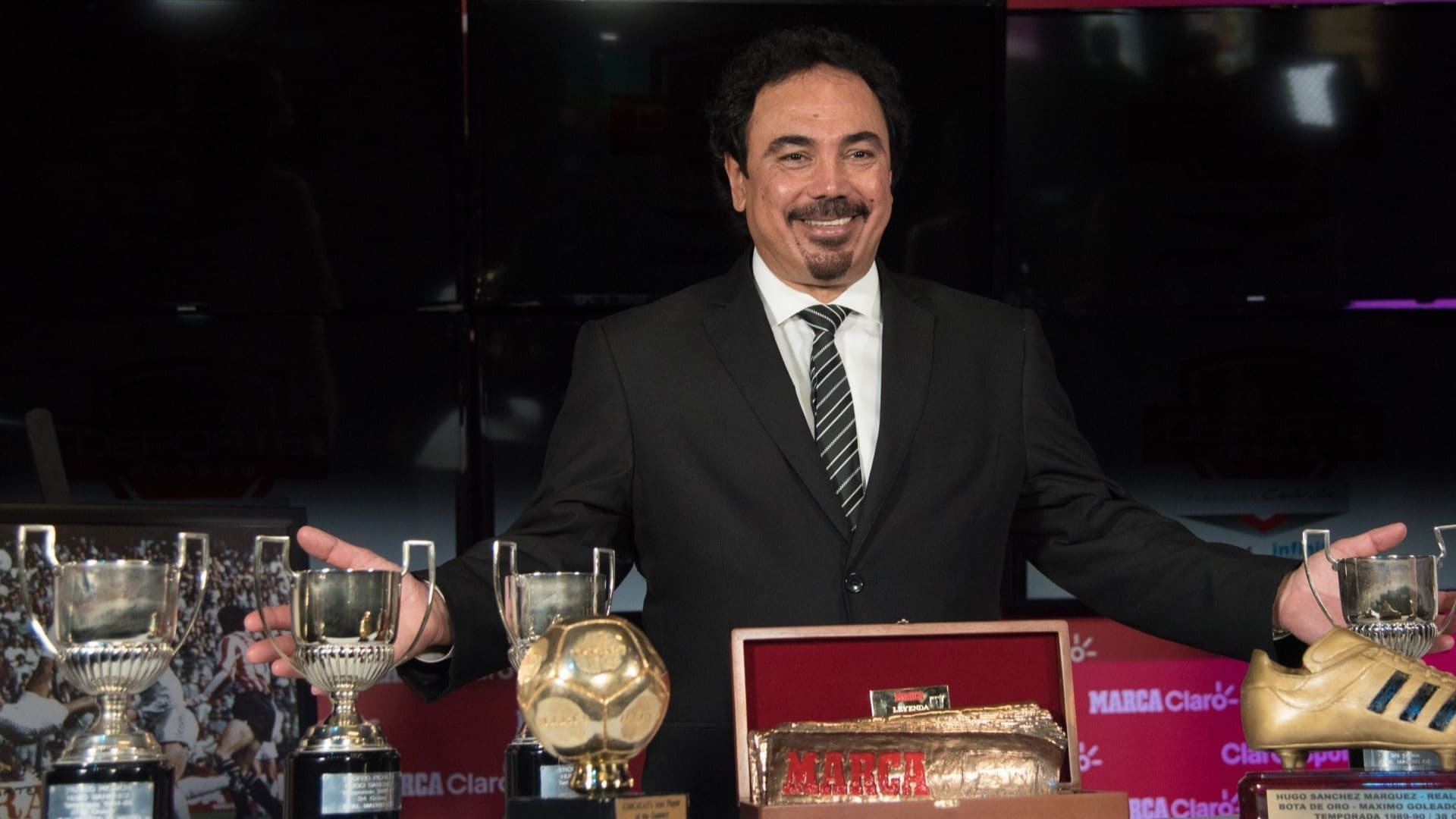 Hugo Sánchez: "Ya Seríamos Campeones del Mundo si me Hubieran Dado Tres Etapas"
