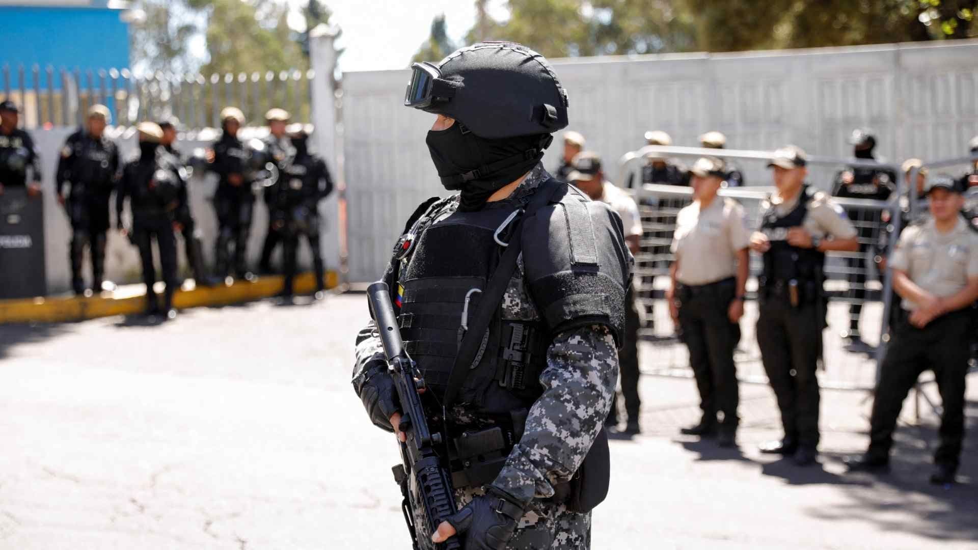 Detienen a 6 Colombianos por Asesinato de Candidato Villavicencio en Ecuador