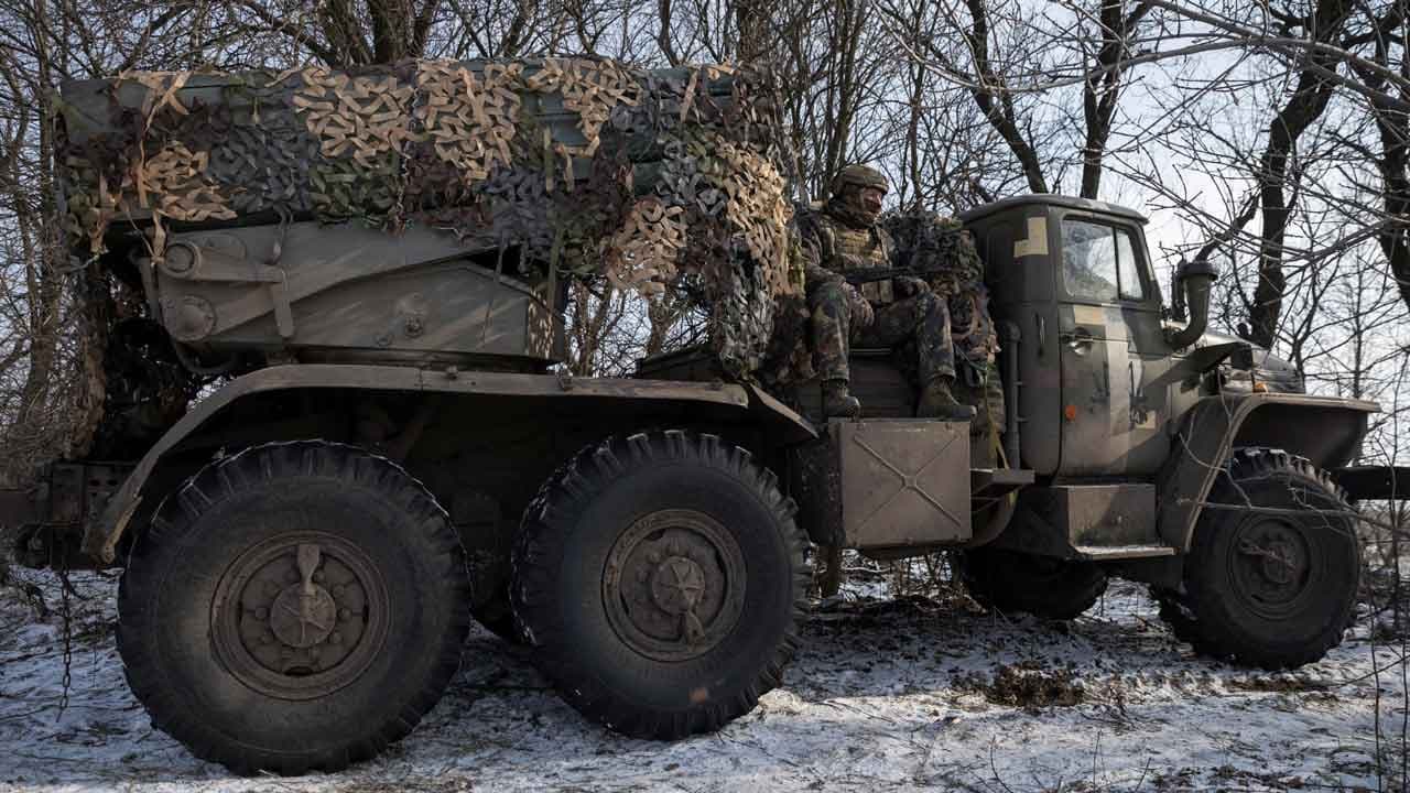 Rusia Ataca Donetsk y Prepara Gran Ofensiva en Lugansk, Ucrania