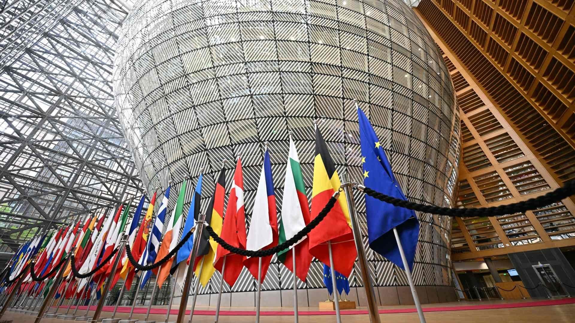 Unión Europea Retrasa Aranceles a EUA con la Esperanza de un Acuerdo Antes del 1 de Agosto