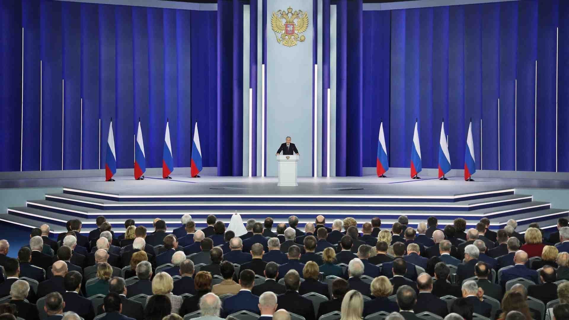 Putin Acusa a Occidente de Querer Acabar con Rusia