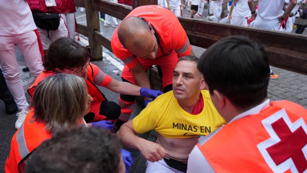 Fiestas de Pamplona Dejan 5 Heridos en Tercer Encierro de los Sanfermines