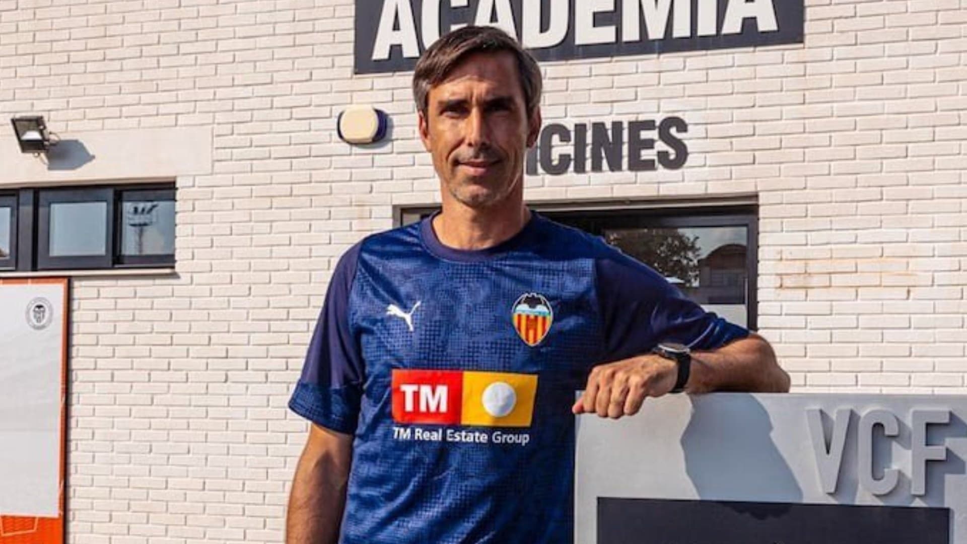 ¿Quién Era Fernando Martín, el Entrenador del Valencia CF que Murió en Accidente en Indonesia?