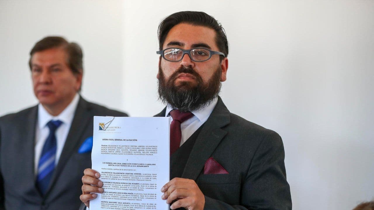 Familia de Villavicencio Denuncia a Lasso por “Asesinato por Omisión Dolosa”