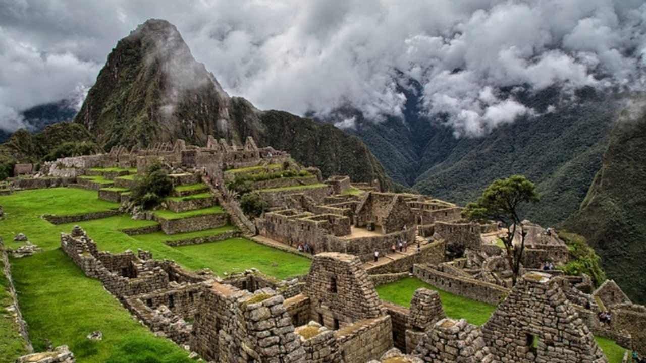 Desaparecen Placa de Oro y Pergamino que Declaran a Machu Picchu como Maravilla del Mundo